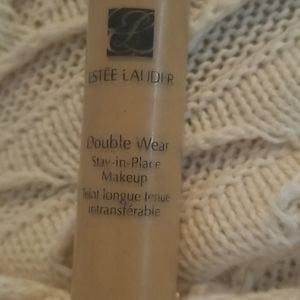 Estee Lauder double wear concealer